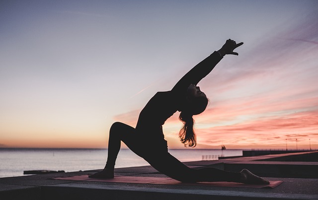 Cardio vs. Krafttraining: Welche übungen helfen wirklich beim abnehmen?